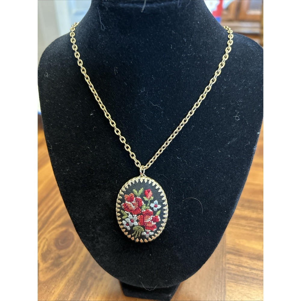 Vintage Hand Stitched‎ Roses Pendant Necklace needle point